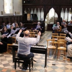 Choristers and Choral Scholars Return for Evensong