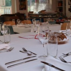 Year 8 MasterCook boys serve up a spectacular “Come Dine With Us” evening