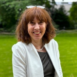 Melanie Franklin - Head of ESOL at King's Ely - wins Silver Pearson National Teaching Award