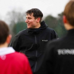 Premier League striker returns to Tonbridge for hockey masterclass