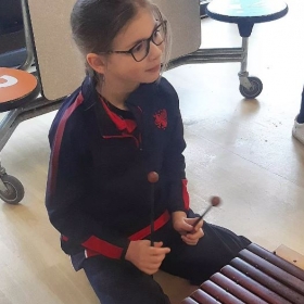 Strings And Percussions - Photo 2