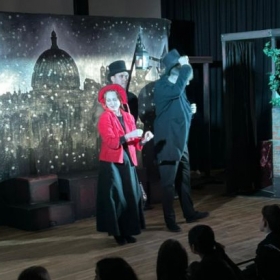 Live Theatre Enriches Year 6 Study of A Christmas Carol - Photo 2