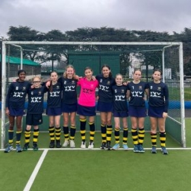 Outstanding Performances Across Athletics, Cross Country, and Hockey  - Photo 1