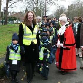 Northwood College launches its new 'Walking Bus' Scheme - Photo 1