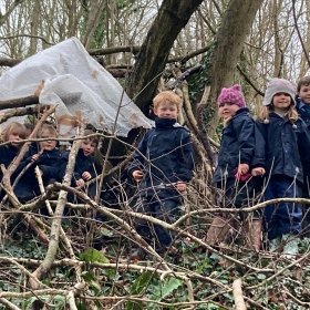 Outside in all Weathers. Sherborne Prep Forest School. - Photo 2