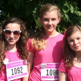 Racing in Pink for dear life! - Photo 2