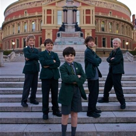 Electro 5 let rip in the Royal Albert Hall - Photo 1