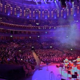 Electro 5 let rip in the Royal Albert Hall - Photo 2