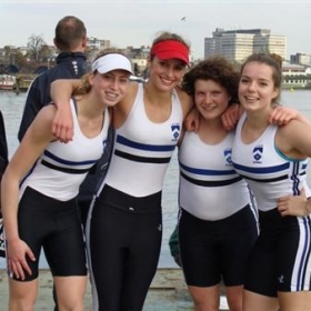 Latymer Girls Head to Henley - Photo 1