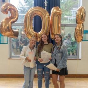 NBH Senior Hampstead students celebrate excellent GCSE results with best ever number of top grade 9s - Photo 2