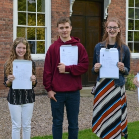 Another Great Year For GCSE Results! 2020 - Photo 1