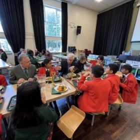 Old Hallfieldian Robert Walker Returns for a Special Visit - Photo 3