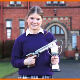 Annie British Champion - Photo 1