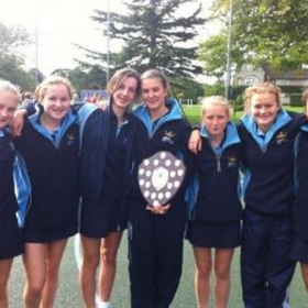 Under 14 netball team qualify for South West Regional Finals - Photo 1