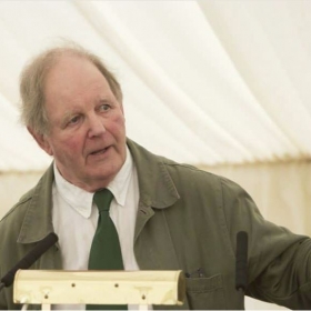 Sir Michael Morpurgo - Photo 1