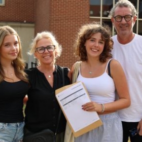 Brentwood students celebrate excellent results across three academic pathways - Photo 3