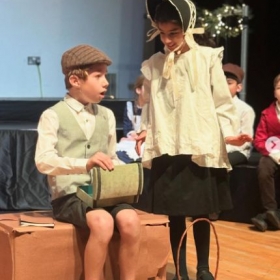 Spectacular Christmas play - Photo 3