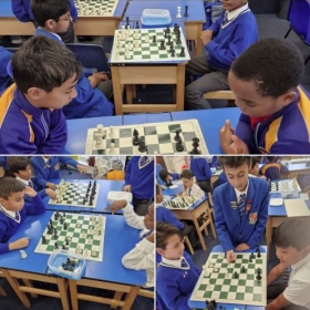 Lunchtime Chess Club - Photo 1