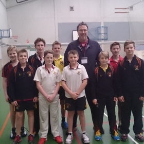 Derek Pringle Coaches Prep School Cricketers - Photo 1