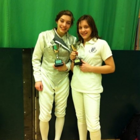 SIX MEDALS FOR QUEENSWOOD FENCERS - Photo 1