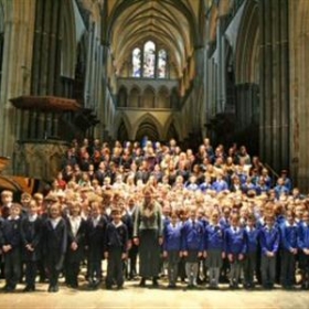 Godolphin leads Barnardo's Young Supporters' Concert in Salisbury Cathedral - Photo 2