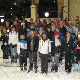 Oundle pupils take to the slopes - Photo 2