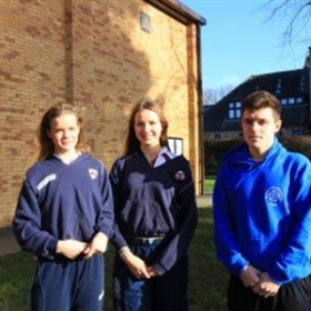 Oundle's runners make it through to Nationals - Photo 2