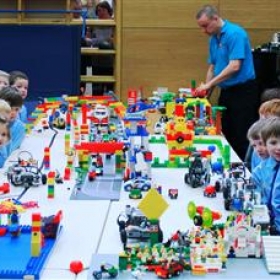 Laxton Junior School launch LEGO Experience Day and build Olympic Village - Photo 2