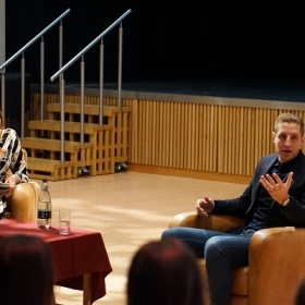 Former England football star tells Ashville Sixth Formers hard work is key to success - Photo 2