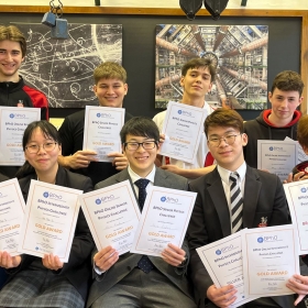 Huge Success At The British Physics Olympiad - Photo 1