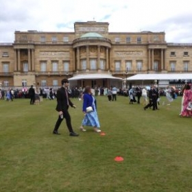 Celebrating Gold DofE Success at Buckingham Palace - Photo 3