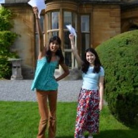 Badminton School Pupils Celebrate Wonderful Achievements On GCSE  Results Day - Photo 2