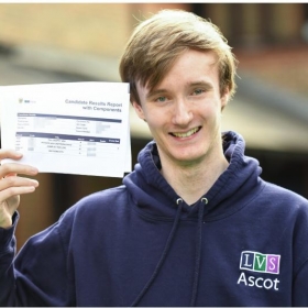 Results Day: LVS Ascot A-level Students Exceed Expectations - Photo 3