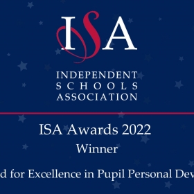 Leighton Park wins important national Award for Excellence in Pupil Personal Development - Photo 2