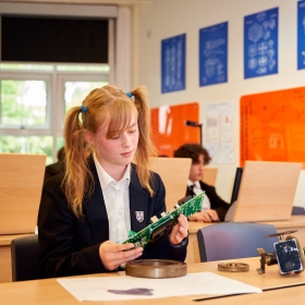 Leighton Park Shortlisted For ‘Independent Senior School Of The Year’ - Photo 2