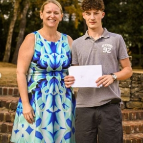 Brilliant Set of GCSE Results - Photo 3