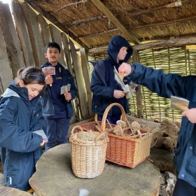 Year 4 Visit Ufton Court - Photo 1