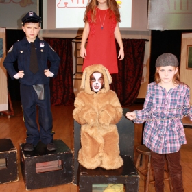 Drama Blog - Annie Performed By Our Confident Year 5 - Photo 2