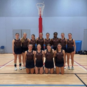 St Swithun’s, Lacrosse - Photo 2