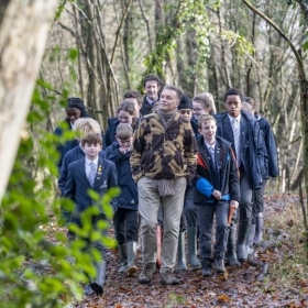 Wildlife Expert Chris Packham Visits Stroud School - Photo 2