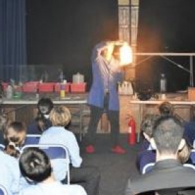 Snap, Crackle And Pop Chemistry At Twyford! - Photo 1