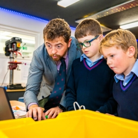 What Others Say : Why Independent Reviews and Reports matter when choosing a school - Photo 2