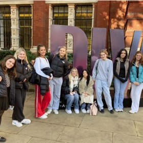A Level Trip To The Diva Exhibition And Design Museum - Photo 1