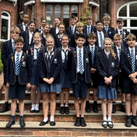 Outstanding Scholarship Success and Pre-Senior Baccalaureate Exam Results - Photo 1