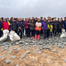 John Muir Award: Beach Clean - Photo 1