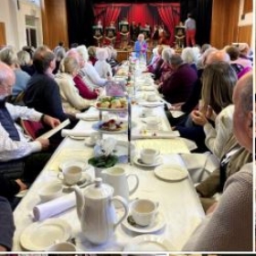 Grandparents Tea - Photo 2