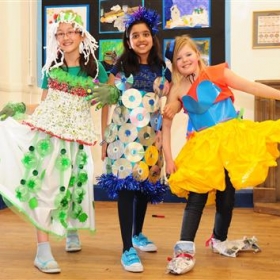 BADMINTON GIRLS HOLD 'TRASHION' SHOW IN AID OF CHILDREN'S HOSPICE - Photo 2