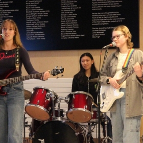 Students Celebrate Cultures Week - Photo 2