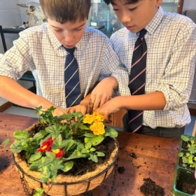 Cottesmore Celebrate World Soil Day - Photo 2