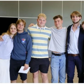 Academic Momentum Continues At Seaford With Highest Ever A*-C Public Examination Results For Sixth Form   - Photo 2